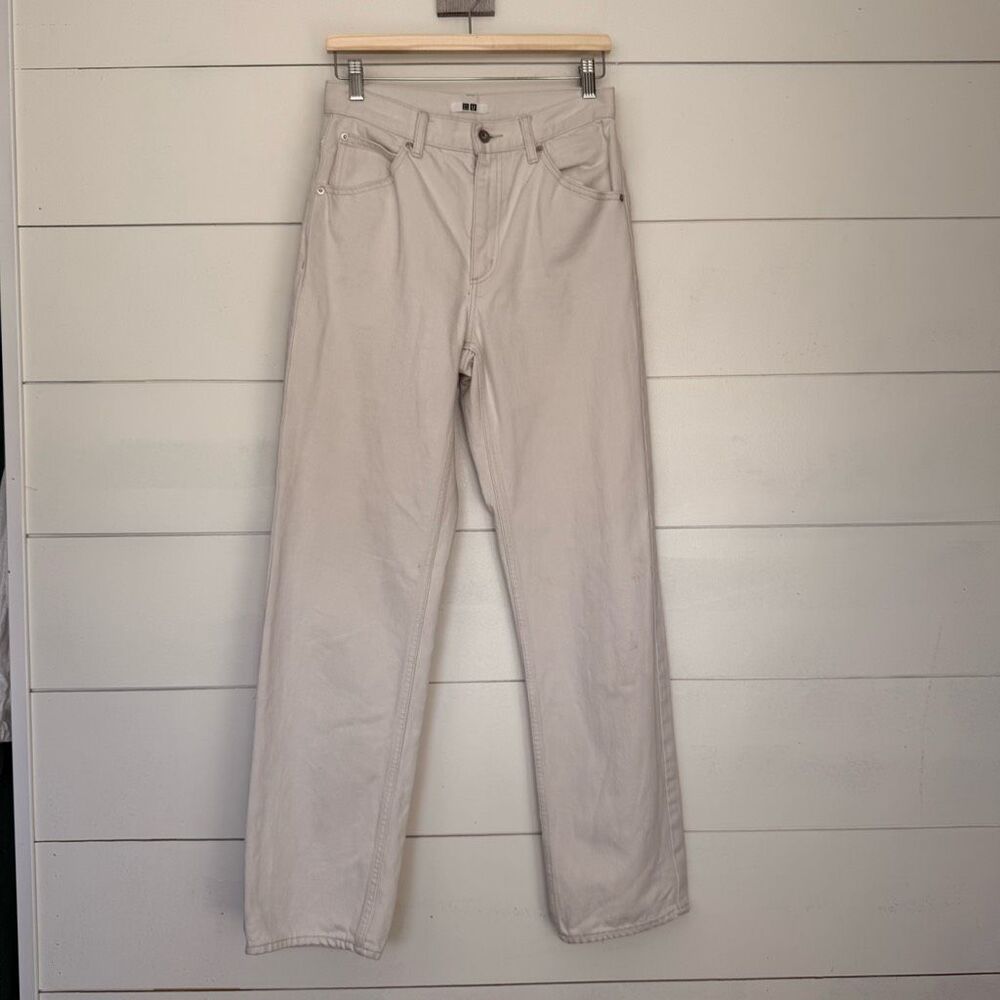Uniqlo Women’s 26x32 Cream Straight Jeans
